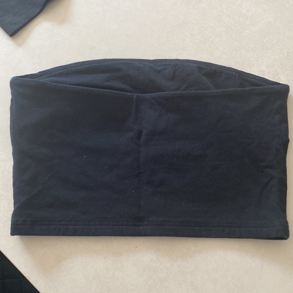 ARITZIA-TNA - never worn - size L - Picture 2 of 3